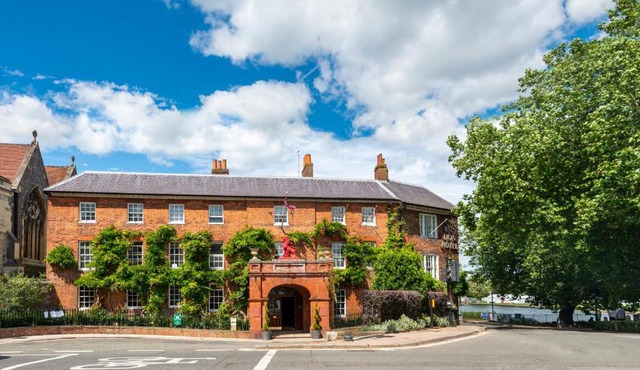 The Relais Henley