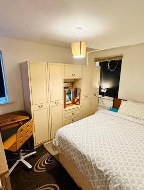 The Right Place. A Fabulous/Cozy Double Room