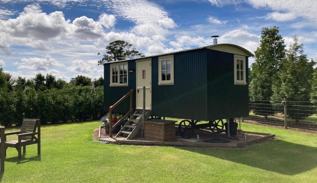 The Rowan Shepherds Hut