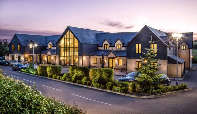 The Sharnbrook Hotel
