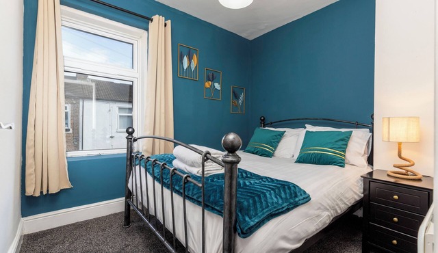 The Terrace by the market. 2 bedroom terraced house close to the centre of town.