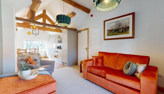 The Winners Enclosure - Country Flat Above a Village Pub