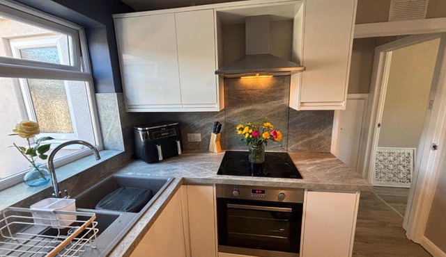 Thirlwell Gardens, River Walks, Free Parking