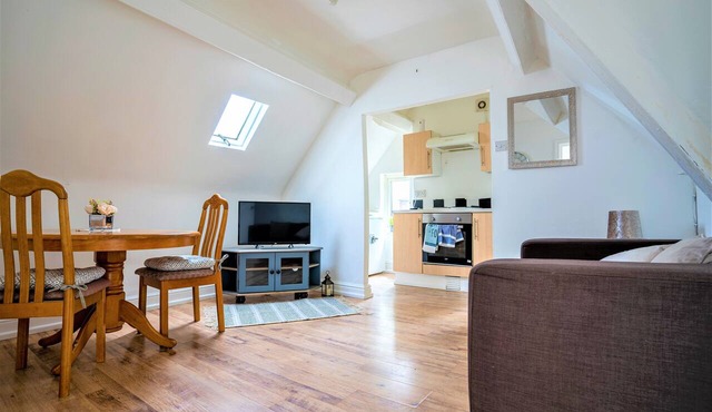Travellers Stays In The Heart Of Orrell Park