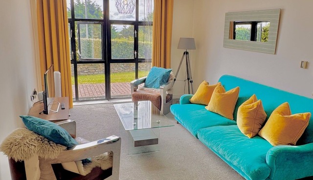 Two bedroom Apartment with partial sea view