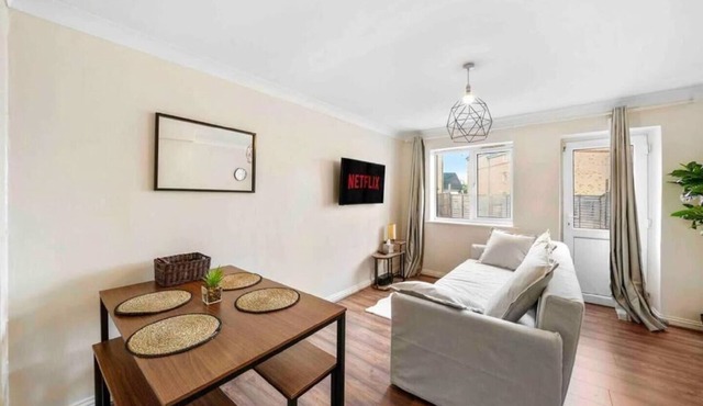Unwind @ Accommodation Solution Apartment 4