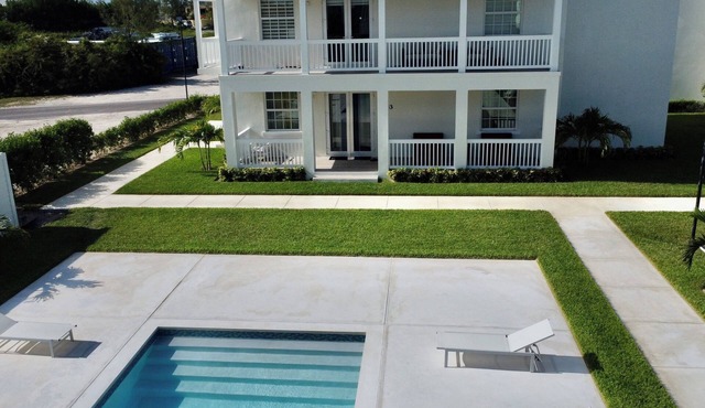 Unwind with the whole family at this 3-bedrooms. Nestled just steps from a pool.