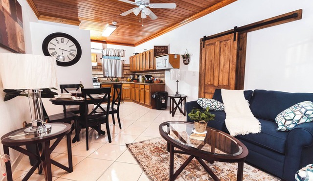 Vacation in the Comfort of Home at LiShay’s Cottage