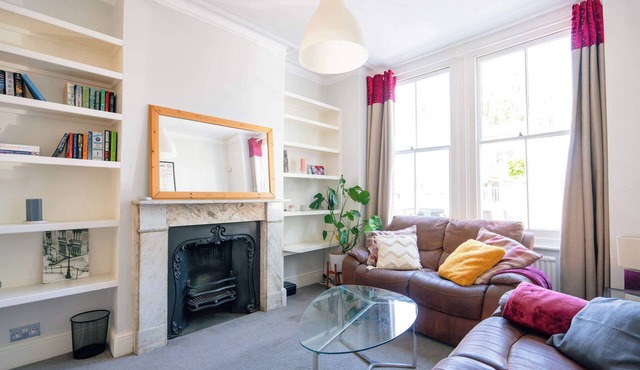 Vauxhall House: 5 Beds, Terrace & Garden