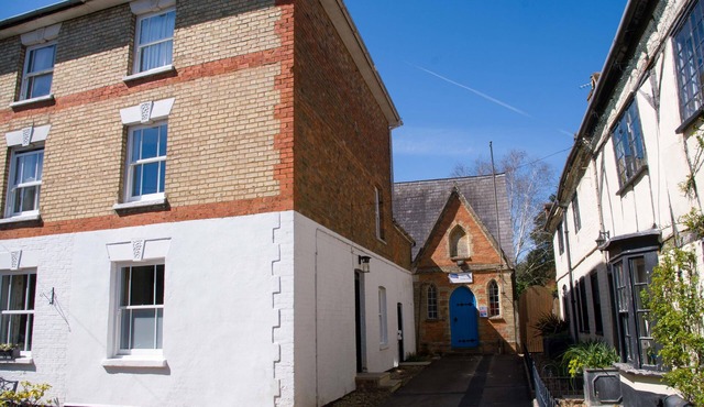 Victorian House in Winslow Conservation Area Sleeps 5