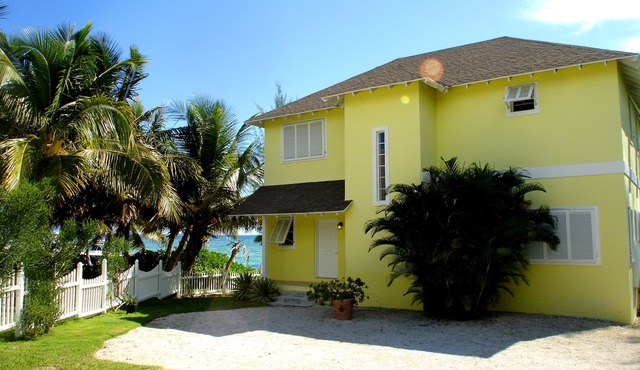 Villa Right On The Ocean, Private Property In Cul-de-sac, Secluded, Quiet