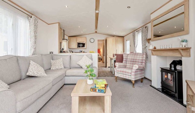 Vivian Lodge 2 Bedroom New Forest Holiday Home