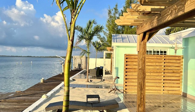 Waterfront Cottage in a Bimini oasis