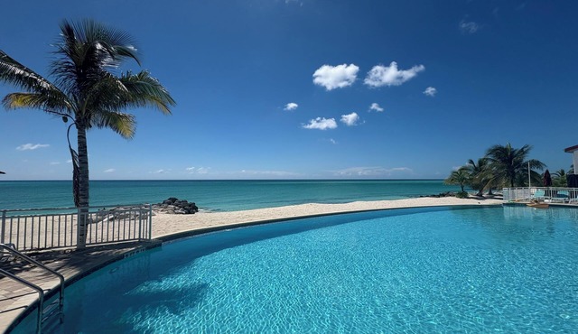 Waterfront King Suite at Bimini Cove Resort & Marina – Ground Floor, Marina View