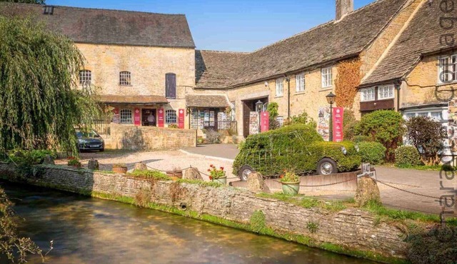 Weir Cottage