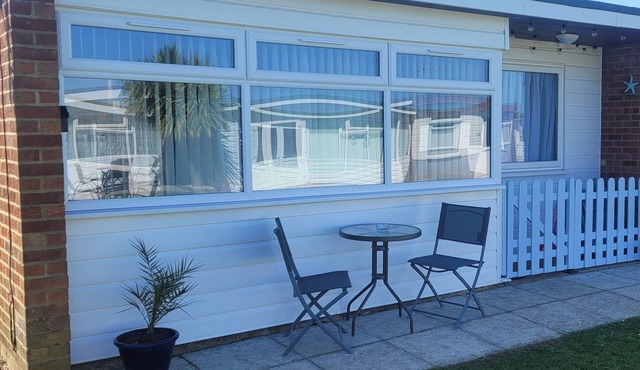 Welcome to our 2 bed pet friendly chalet on the beautiful Norfolk sunrise coast.
