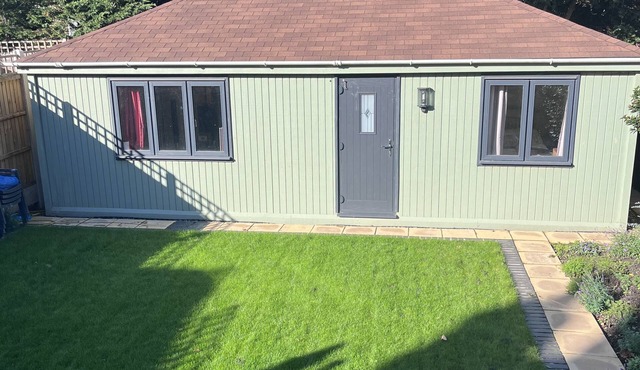 Welcome to our Little Garden Annexe