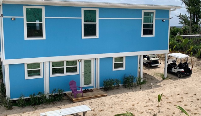 Welcome to the Sandbox! Neat and Cozy one bedroom centrally located oceanside!