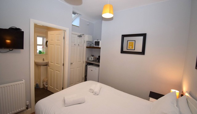 Wheelgate Double Bedroom Central Malton