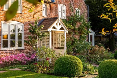 Wheelwrights Cottage