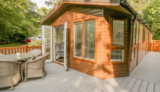 Willows Lodge, White Cross Bay