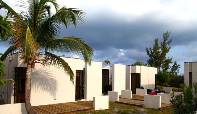 Windermere Island Beach House with Club Membership, Pool, Tennis