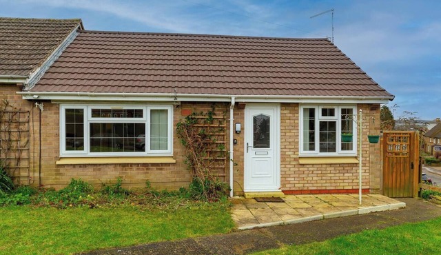 Wootton 2-Bedroom Bungalow