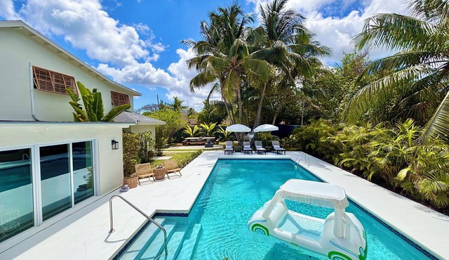 WOW STYLISH! Next2Bahamar: Pickleball, PrvPool, HotTub + Beachlife & Restaurants