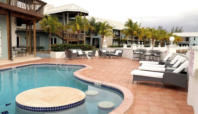 Xquisite Suites