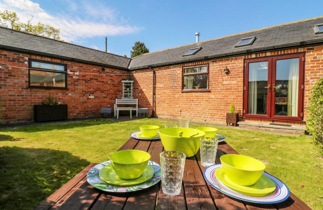 Pines Farm Cottages 