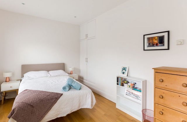 Bright spacious 2 bedroom Apartment in Camden/Kentish Town
