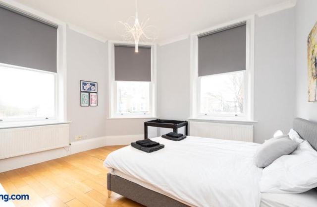 Camden Apartment A/Apartment