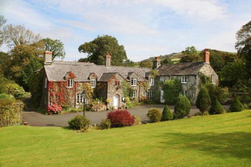 Collaven Manor 