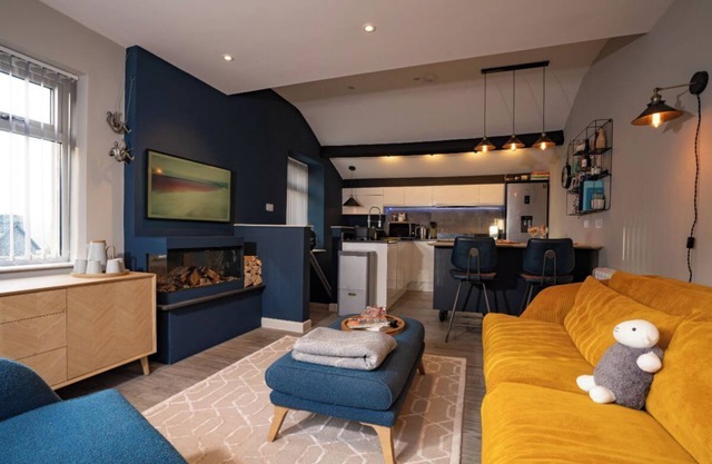 Contemporary Home with Sky Glass by LetMeStay