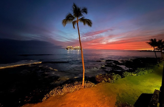 Kona Reef A-24 - True Oceanfront Condo