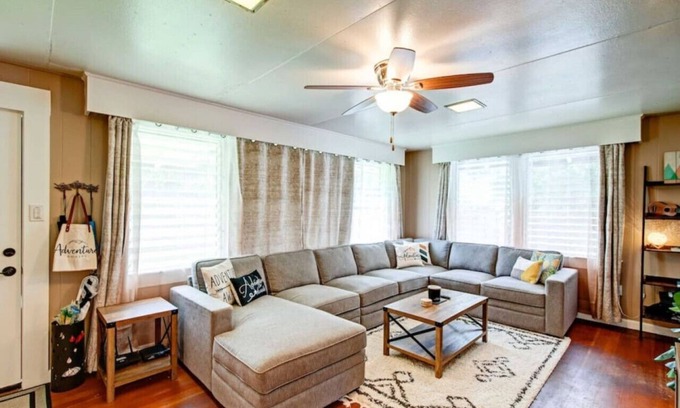 Hilo House | Hale Leilani - Adventure Awaits wAC and Garden