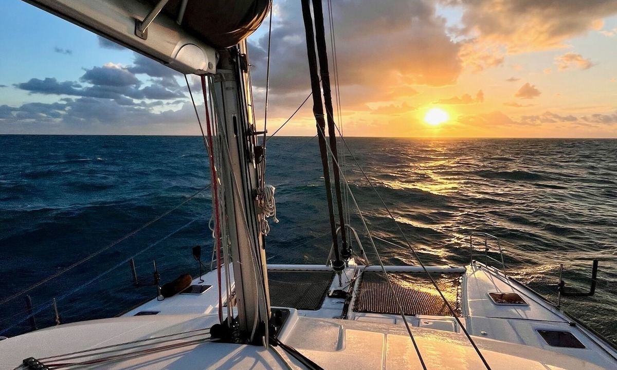 Staniel Cay Boat Rental | Luxury All-Inclusive Yacht in the Bahamas