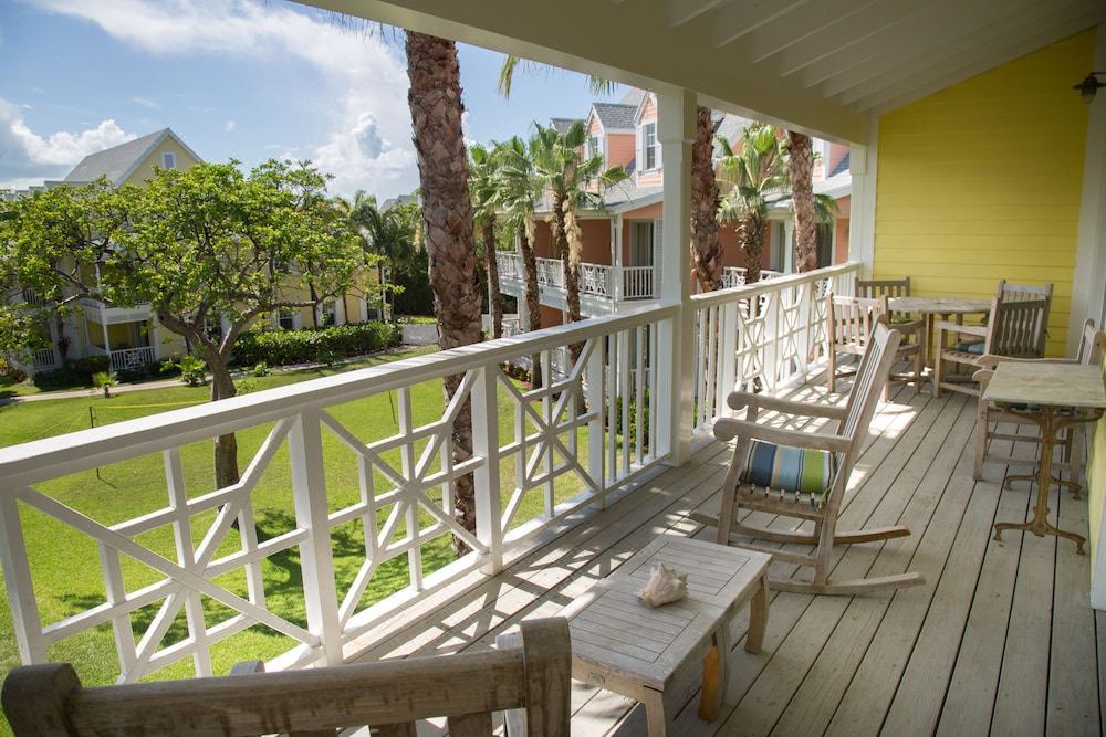 Photo of Patio Balcony in Dunmore Town