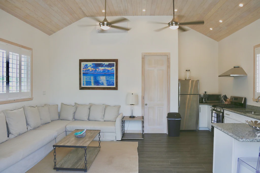 Photo of Livingroom in North Palmetto Point
