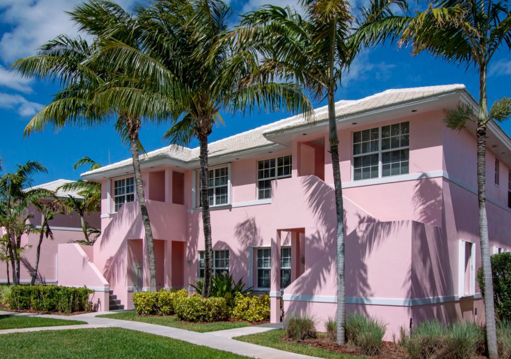 Photo of Buildings in Treasure Cay