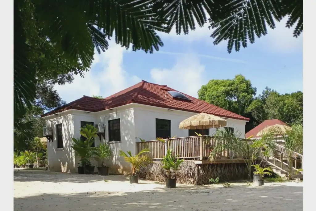 Photo of Buildings in Rock Sound