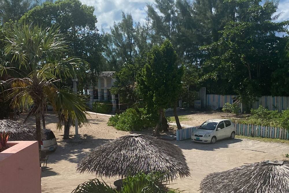 Photo of Outdoor in Coral Harbour