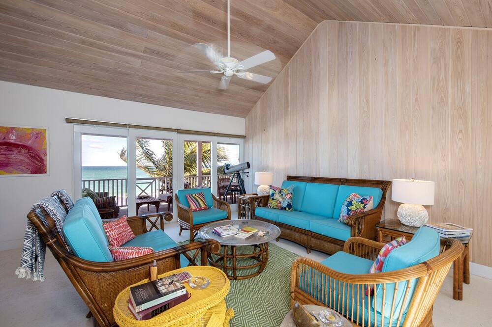 Photo of Bedroom in Savannah Sound