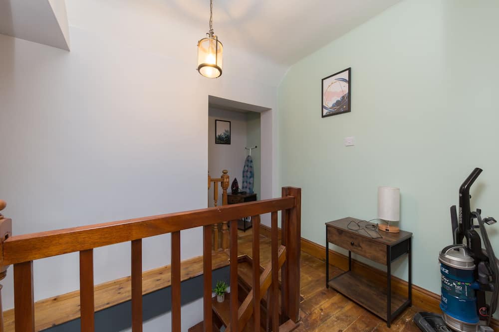 Photo of Bedroom in Alton