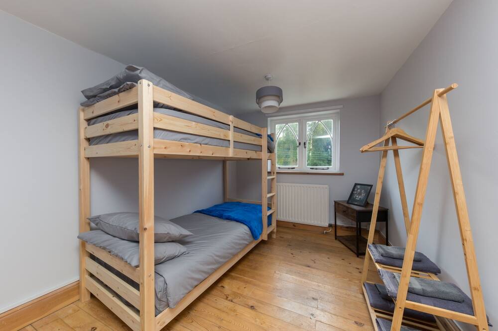 Photo of Bedroom in Alton