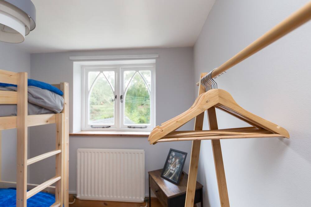 Photo of Bedroom in Alton
