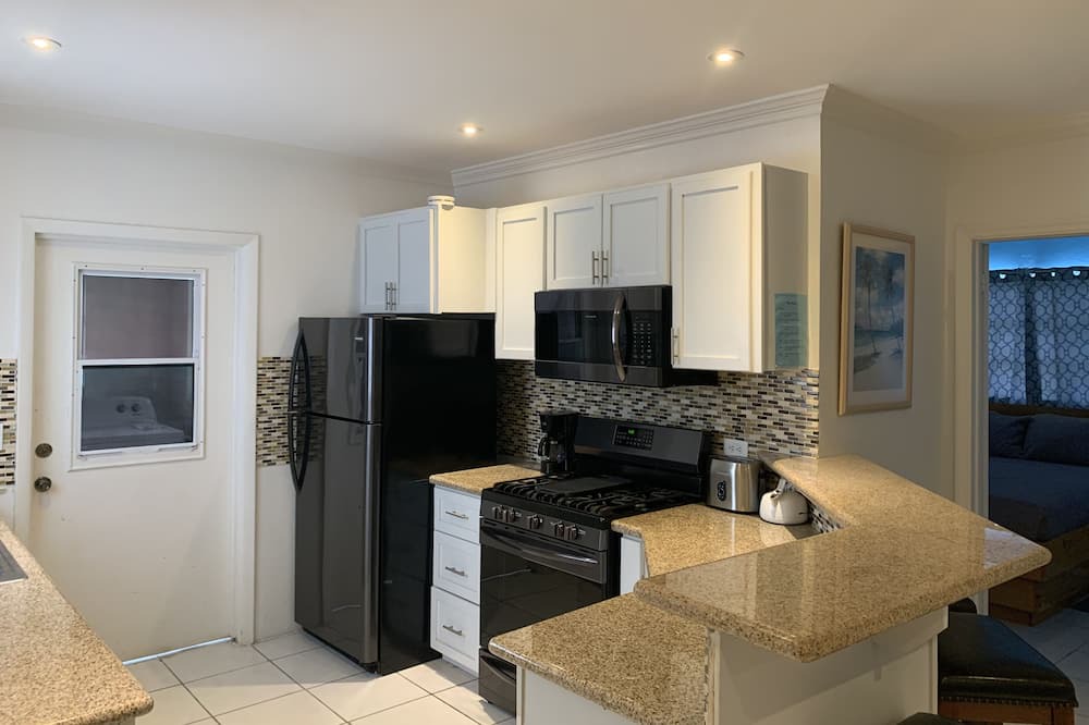 Photo of Kitchen in Rokers Point