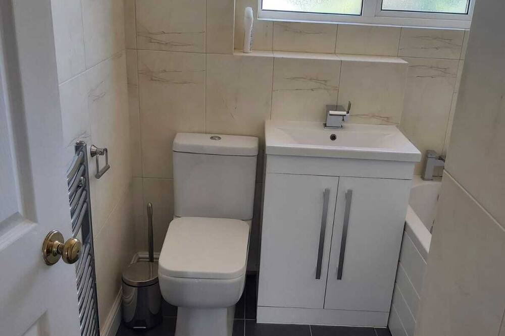 Photo of Bathroom in Dunstable