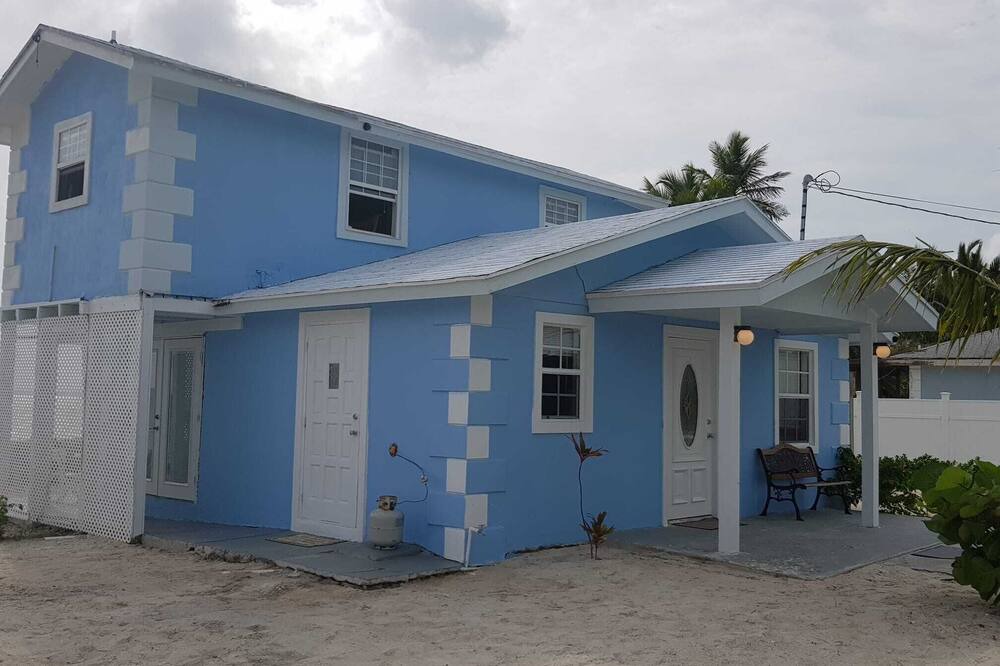 Photo of Outdoor in Tar Bay
