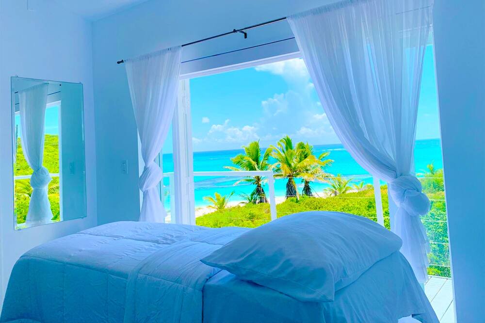Photo of Bedroom in Governor's Harbour